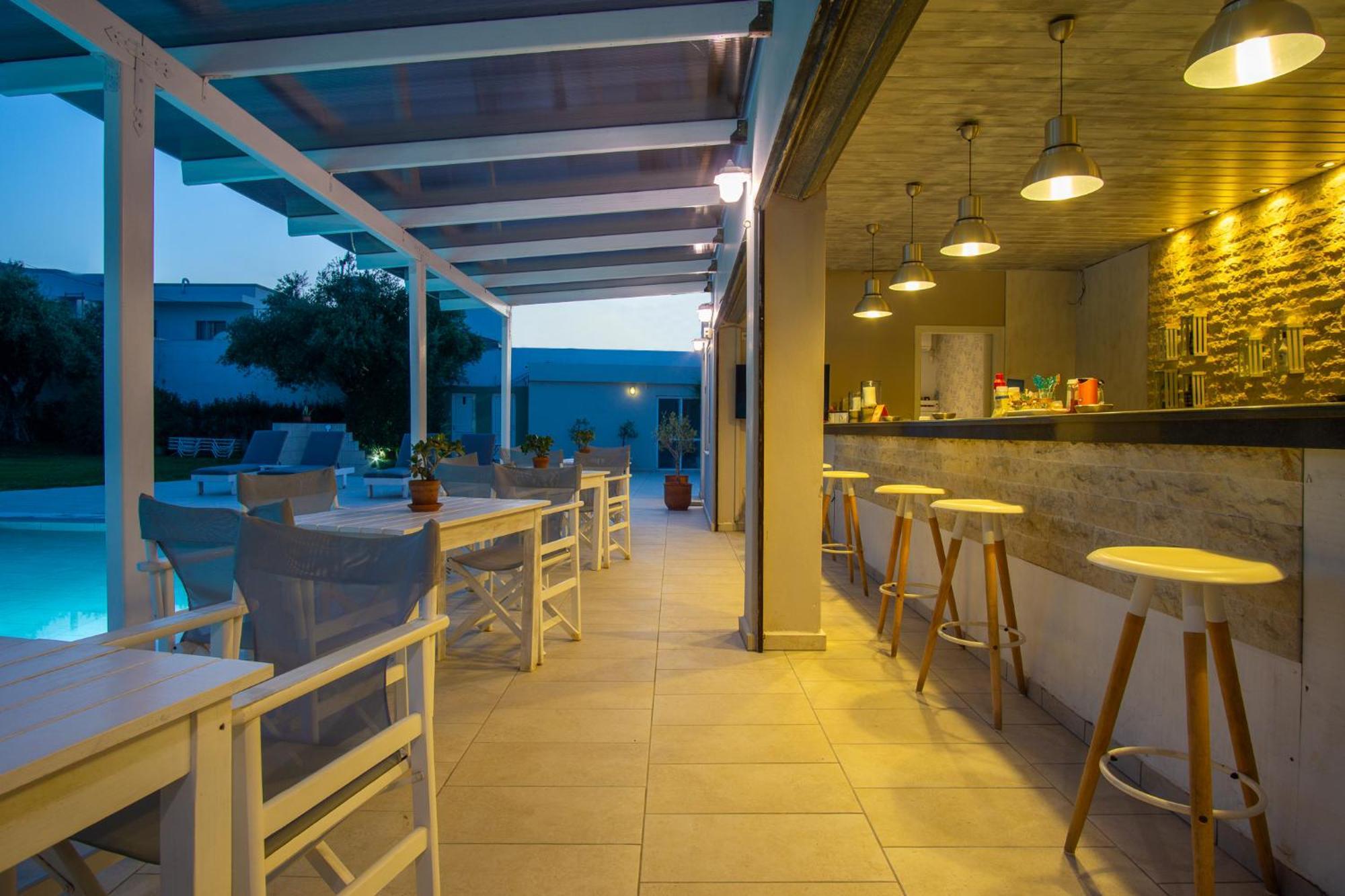 Golden Sun Boutique Aparthotel มาเลีย ภายนอก รูปภาพ